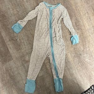 Little sleepies polka dots